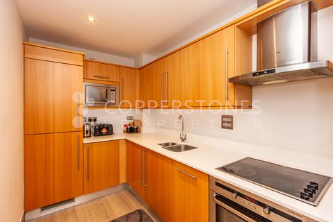 3 bedroom apartment to rent, Claredon Court, Maida Vale, Maida Vale W9