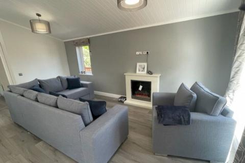 2 bedroom lodge for sale, Homestead Lake Country Park, , Thorpe Road CO16