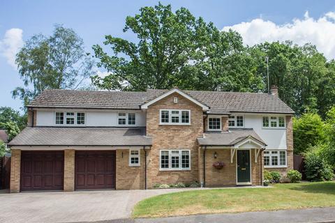 5 bedroom detached house for sale, OAKLANDS CLOSE, ASCOT, BERKSHIRE,SL5 7NG