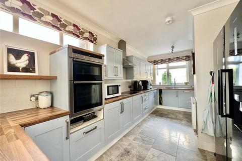 4 bedroom detached house for sale, Milnthorpe Road, Meads, Eastbourne, BN20