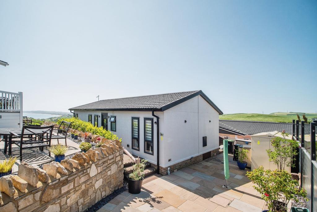 White Horse Park Homes, Weymouth, Dorset, DT3 2 bed park home for sale