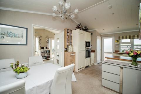 2 bedroom park home for sale, White Horse Park Homes, Weymouth, Dorset, DT3