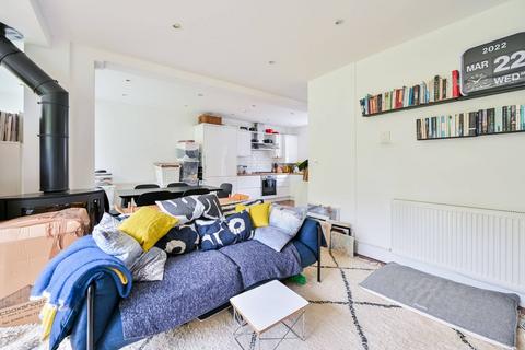 3 bedroom semi-detached house for sale - Barforth Road, Peckham, London, SE15