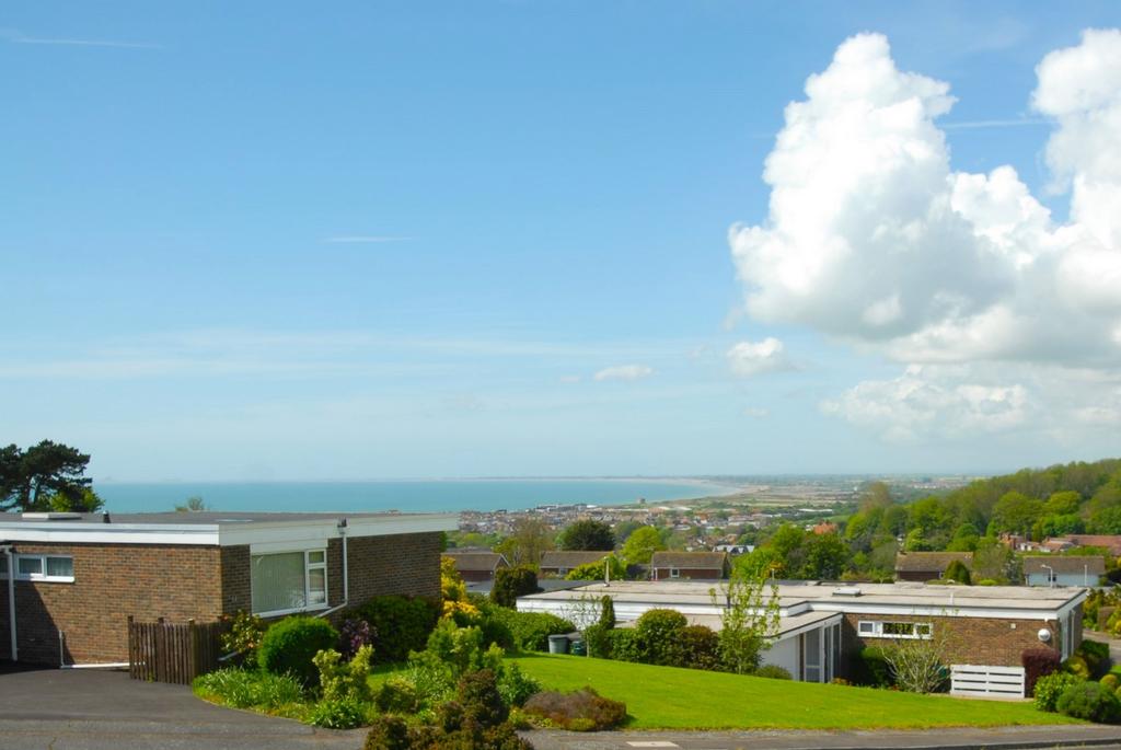 Sene Park, Hythe, CT21 3 bed bungalow for sale £725,000