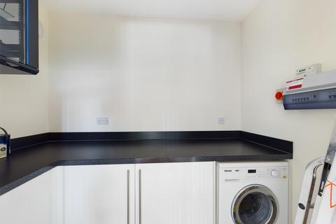 21 Campion Close, Ashford, TN25 4EF
