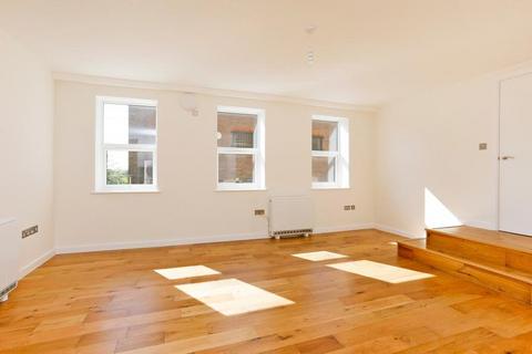 2 bedroom apartment for sale - Sycamore Road, Amersham, HP6