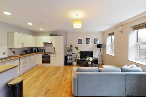 2 bedroom apartment for sale, Sycamore Road, Amersham, HP6