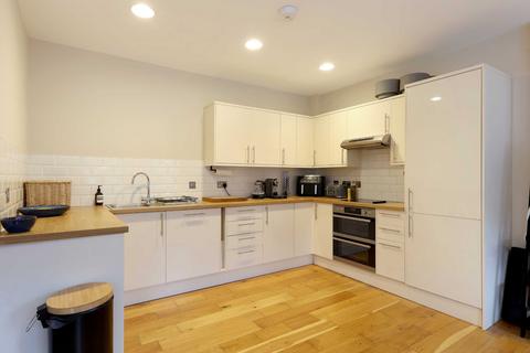 2 bedroom apartment for sale, Sycamore Road, Amersham, HP6