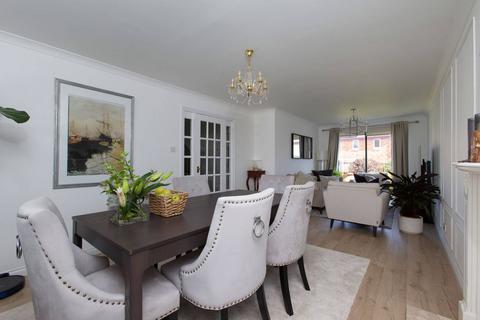 4 bedroom detached house for sale - 19 Kirklands Park Crescent, Kirkliston, EH29 9EP