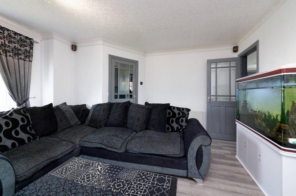 46 Hospital Road, Annan, DG12 5HP 4 bed detached house for sale £215,000
