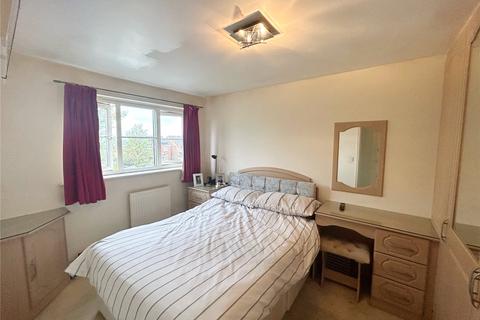 14 Hansby Close, Oldham, OL1 2UA