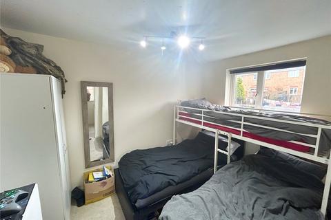 14 Hansby Close, Oldham, OL1 2UA