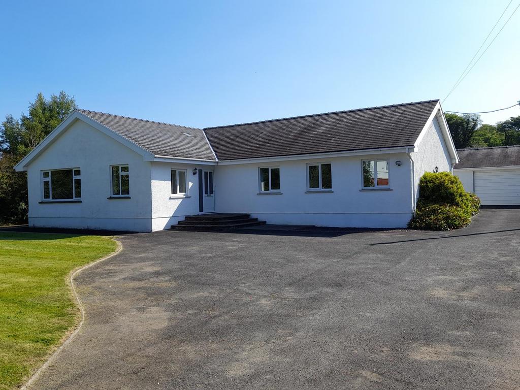 Cilycwm Road, Llandovery SA20 4 bed detached house for sale £475,000