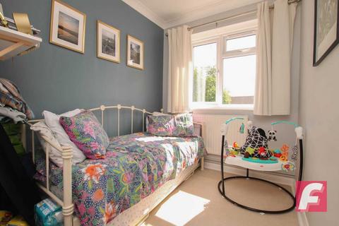 2 bedroom maisonette for sale, Leaford Crescent, Watford