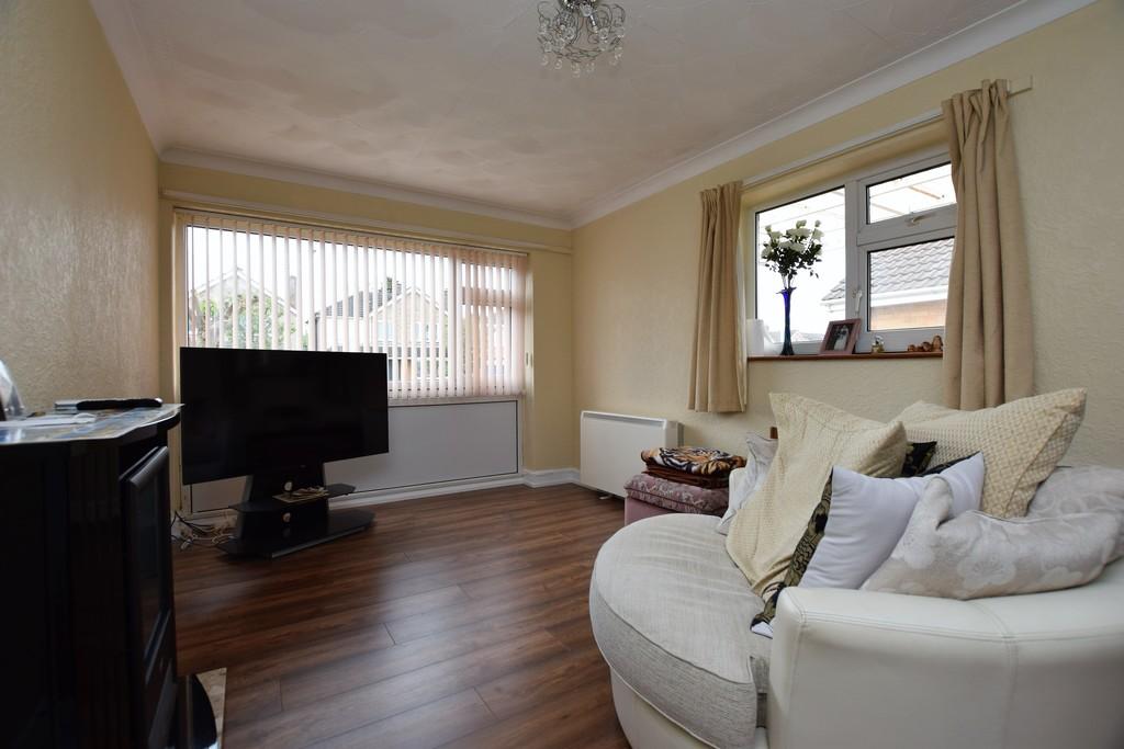 Stoneygate Drive, Hinckley 3 bed detached bungalow £317,500