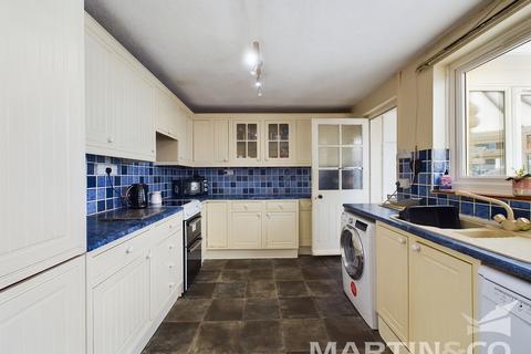 43 Pyms Road, Chelmsford, CM2 8PX