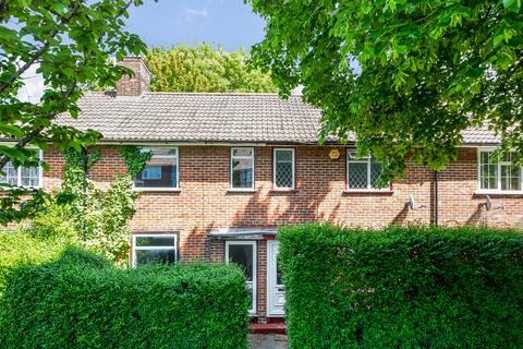 4 Steyning Grove, London, SE9 4NQ