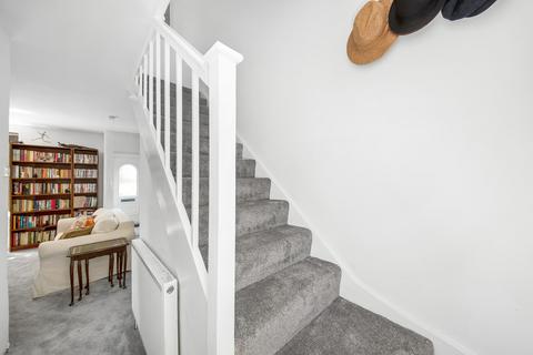 4 Steyning Grove, London, SE9 4NQ