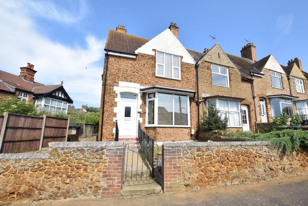 Hunstanton 2 bed cottage £270,000