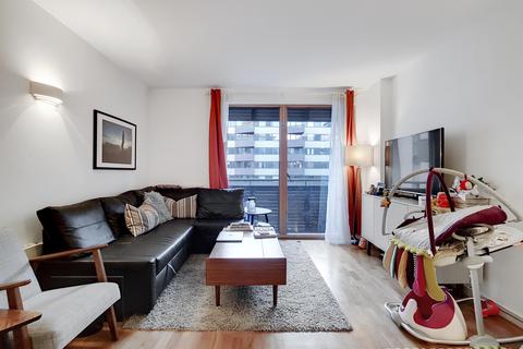 2 bedroom flat to rent, Gainsborough Studios South, 1 Poole Street, London, N1
