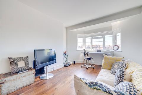 1 bedroom flat for sale, Barton Court, Barons Court Road, London