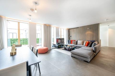 3 bedroom flat to rent - Bolsover Street, Marylebone, London, W1W