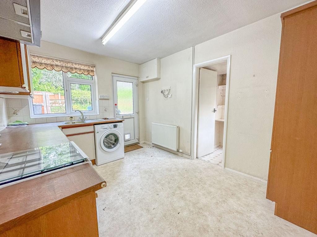 North Kelsey Road, Caistor, Lincolnshire, LN7 3 bed bungalow for sale