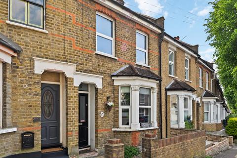 98 Tharp Road, Wallington, SM6 8LE