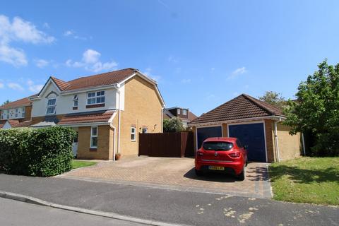 9 Bicton Road, Swindon, SN25 4TU