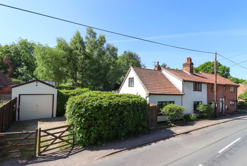 The Street, Capel St. Mary 3 bed semidetached house for sale £395,000