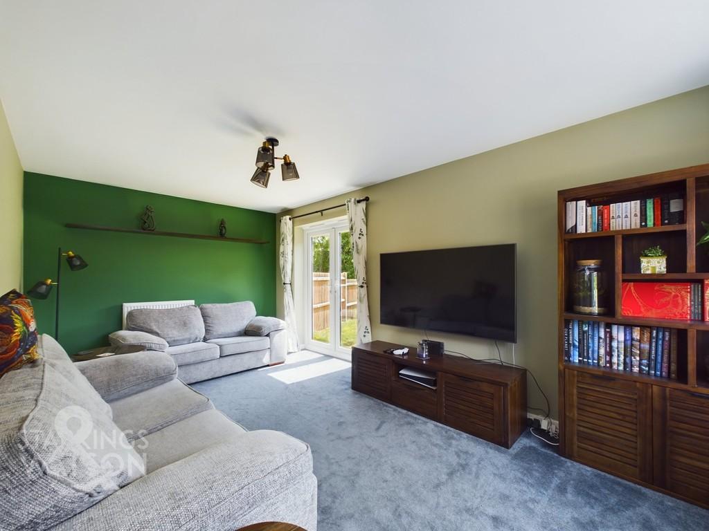 Shreeve Road, Blofield, Norwich 3 bed detached house for sale £325,000
