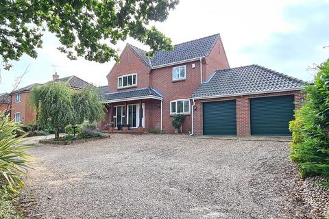 5 bedroom detached house for sale, Beechwood Close, North Walsham