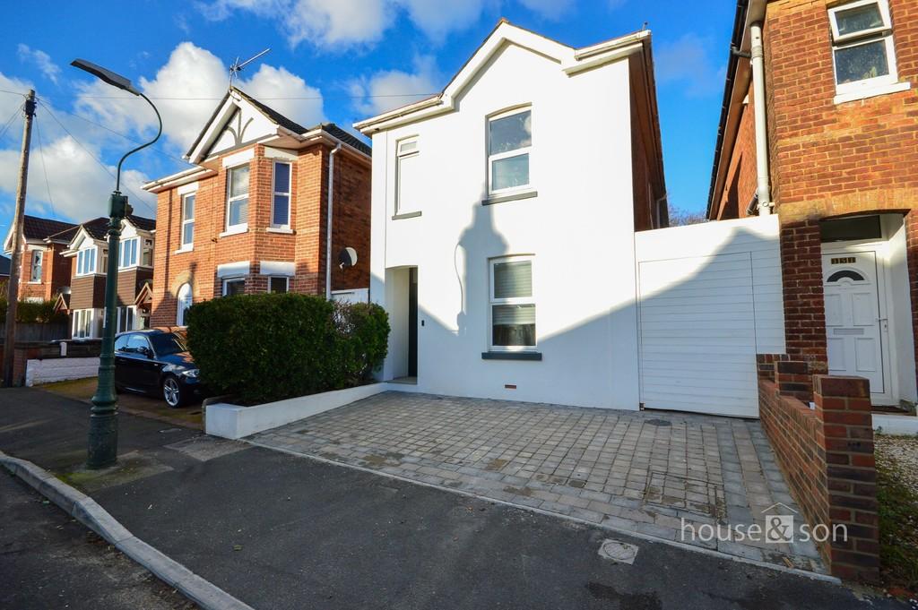 Strouden Road, Bournemouth 3 bed detached house for sale £425,000
