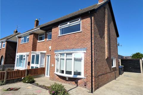 21 Highcroft Avenue, Bispham, Blackpool, FY2 0BT