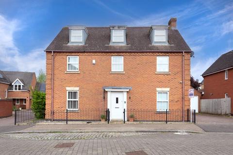 5 bedroom detached house for sale - Tiverton Crescent, Kingsmead, Milton Keynes