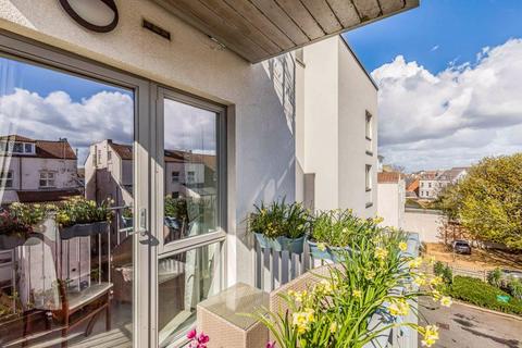 1 bedroom retirement property for sale, South Parade, Southsea