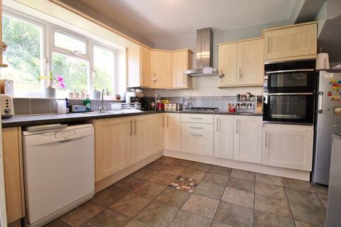 4 bedroom semi-detached house for sale - Station Road, Wallingford