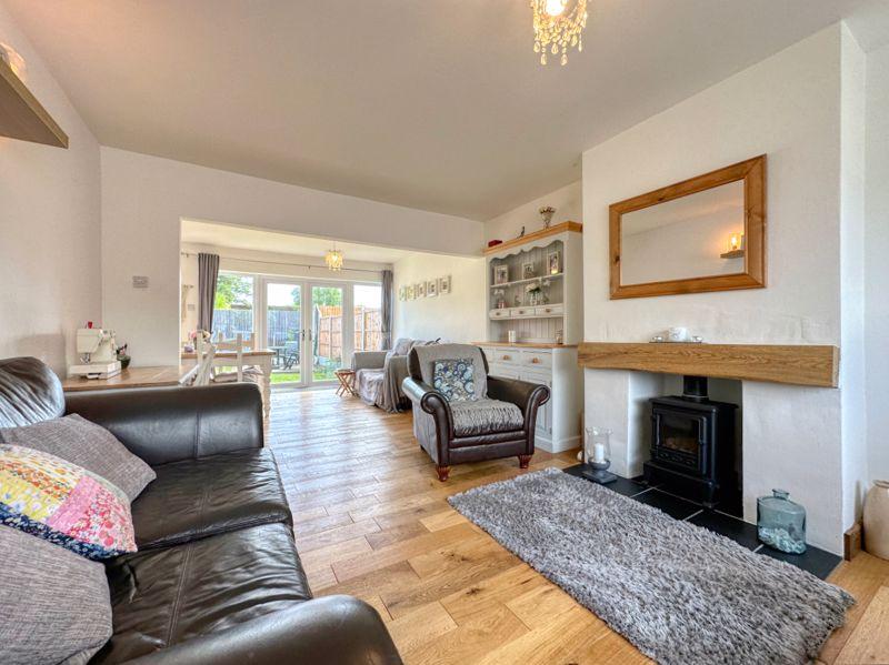 Northlands Avenue, Winterton 3 bed semidetached house for sale £169,950