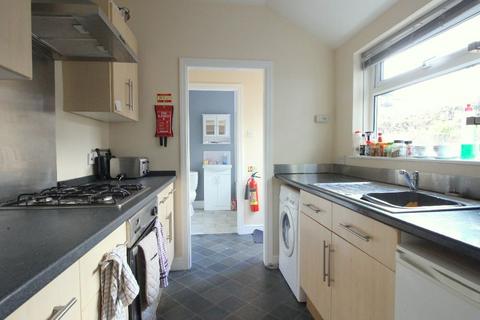 2 bedroom terraced house to rent, Sutherland Street, York