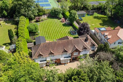 Wintringham High Road, Chipstead, Coulsdon, CR5 3QN