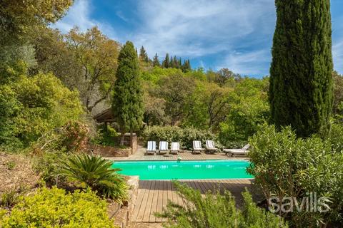4 bedroom villa, La Garde-Freinet, 83680, France