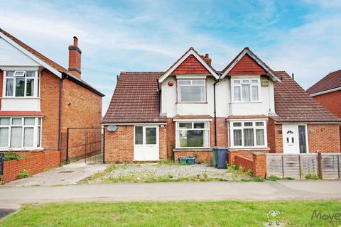 3 bedroom detached house for sale - Finlay Road, Gloucester GL4 6TP