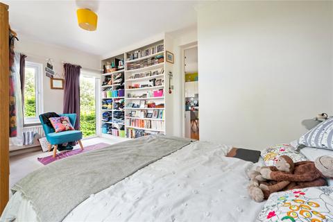 3 bedroom ground floor flat for sale, Thornlaw Road, West Norwood, London, SE27