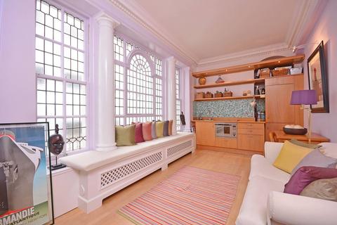 Studio to rent - Jermyn Street, Piccadilly Circus, London, SW1Y
