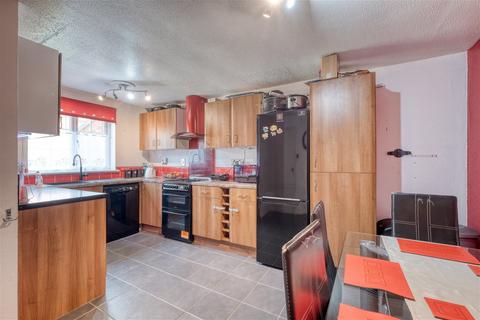 20 Barnwood Close, Church Hill, Redditch, B98 9JE
