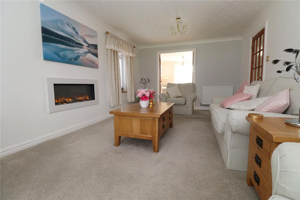 Duddon Close, Prenton, Wirral, CH43 4 bed detached house for sale £