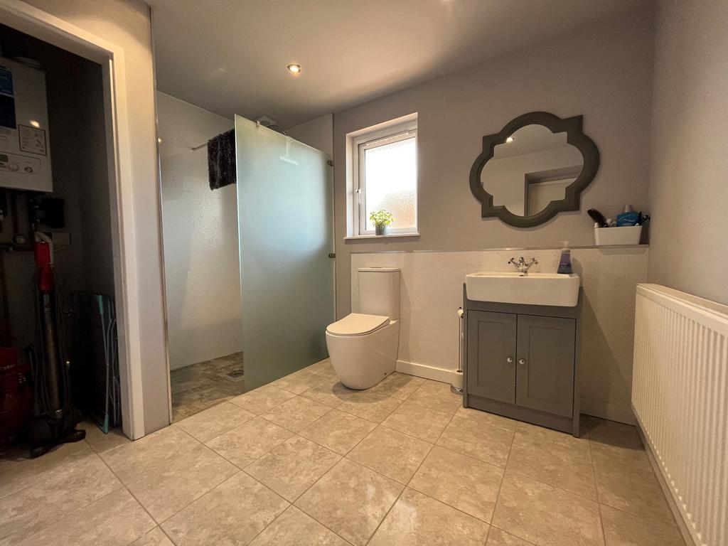 En-Suite 1