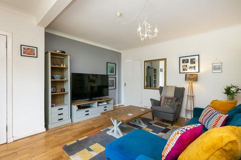 3 bedroom terraced house for sale - Gilmour Crescent, Eaglesham, Glasgow, G76