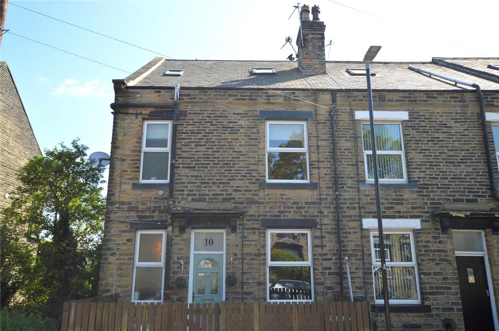 School Street, Pudsey, West Yorkshire 2 bed terraced house for sale £175,000