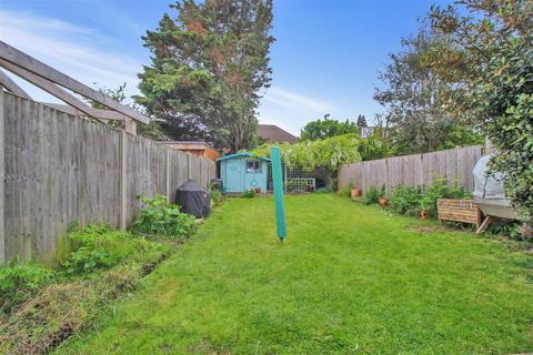 15 Poole Road, Epsom, KT19 9SQ